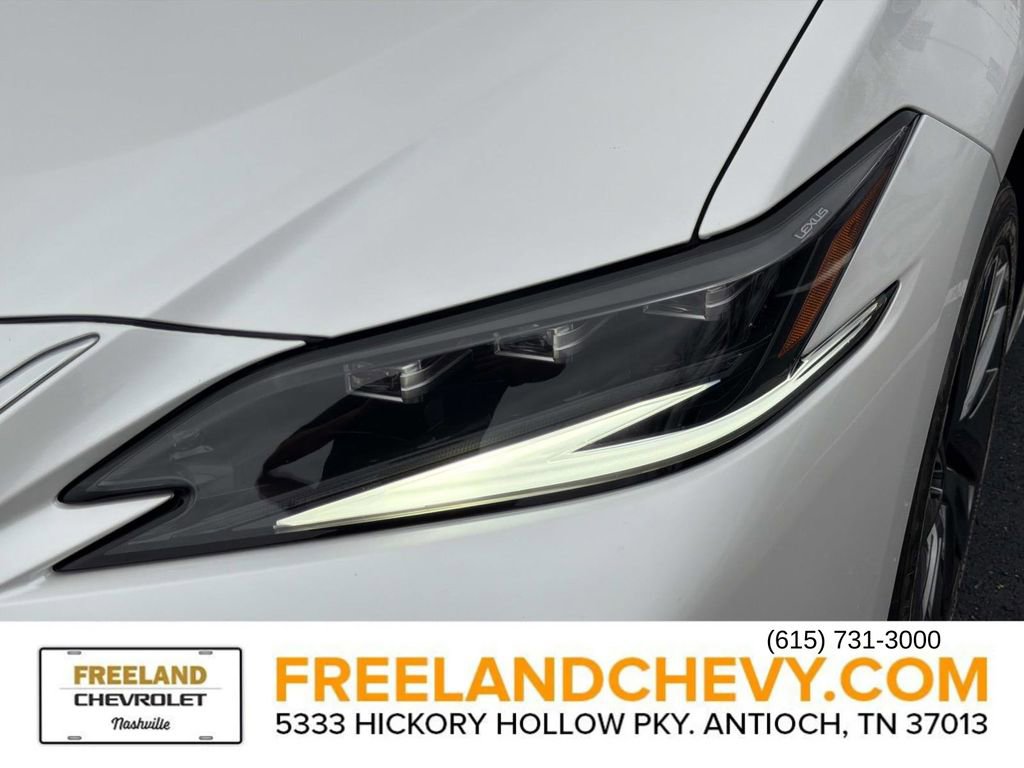 Used 2024 Lexus ES 300h Ultra Luxury image 10