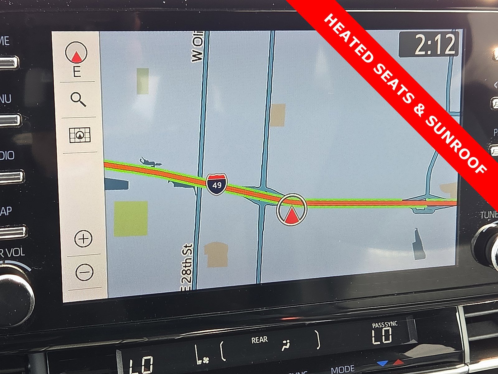 Used 2023 Toyota Sienna XSE w/ XSE Plus Package image 19