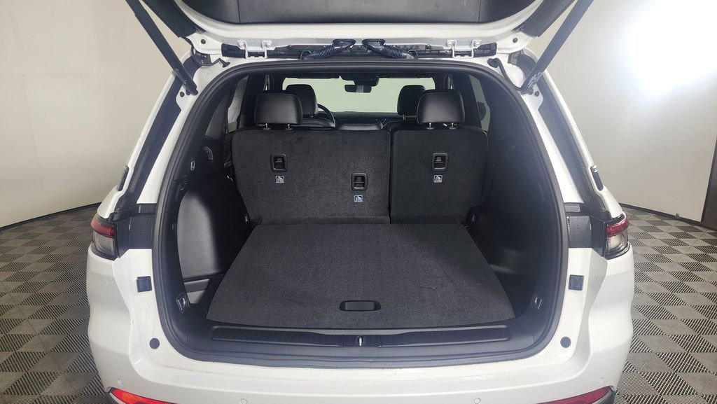 New 2025 Jeep Grand Cherokee Limited image 10