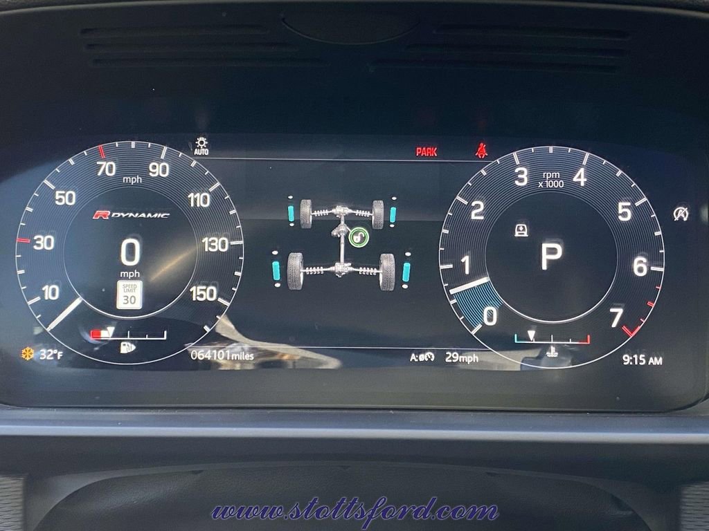 Used 2022 Land Rover Discovery HSE R-Dynamic image 27