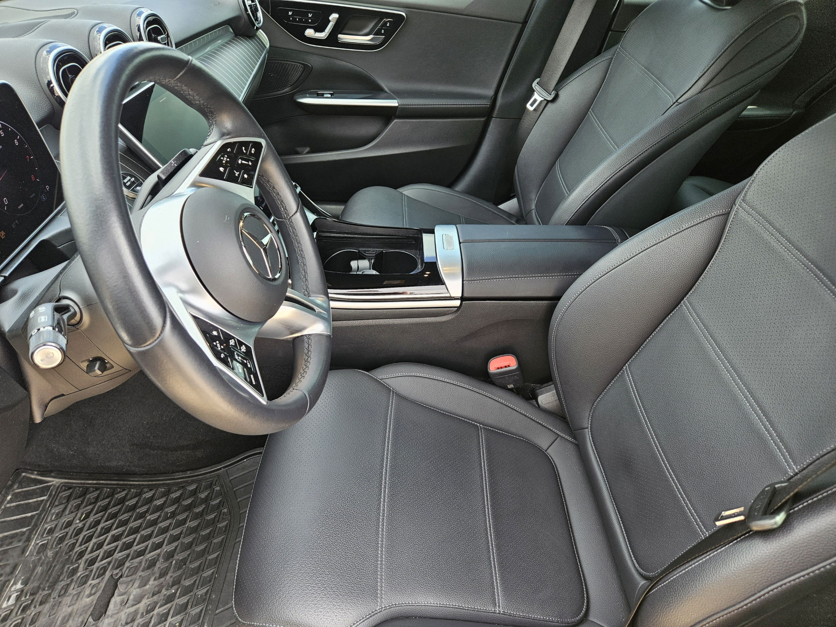 Certified 2025 Mercedes-Benz C 300 Sedan image 5