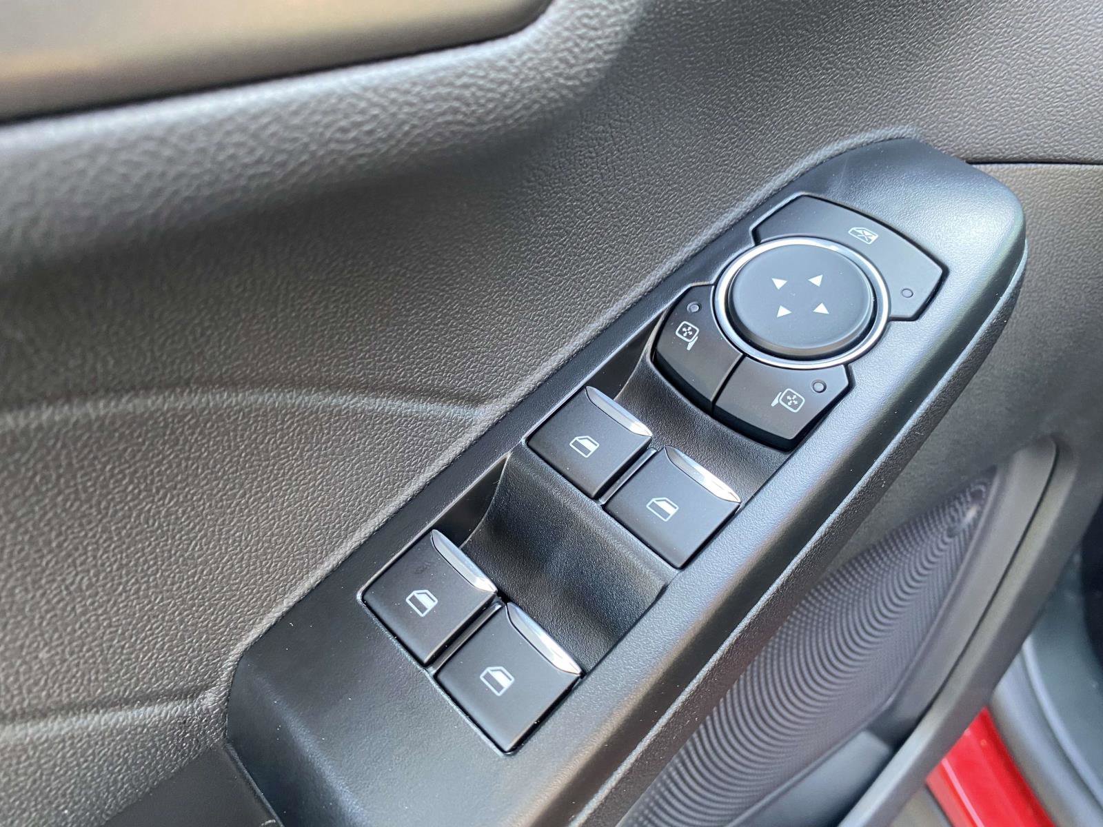 Used 2025 Ford Escape Active FWD image 18