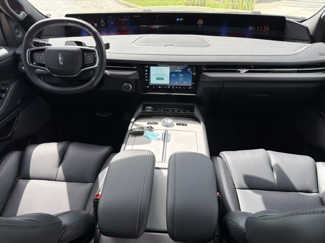 New 2026 Lincoln Navigator L Reserve w/ Jet Appearance Package AWD/4WD image 24