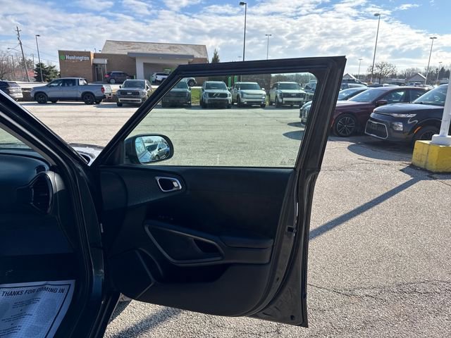 Certified 2022 Kia Soul EX image 11