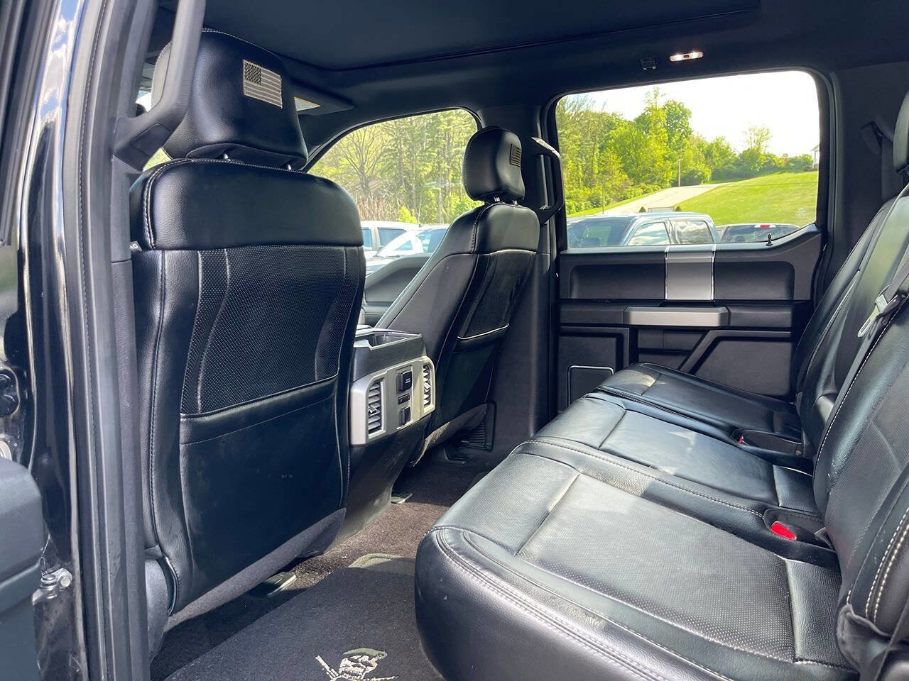 Used 2016 Ford F150 Lariat w/ Equipment Group 502A Luxury AWD/4WD image 31