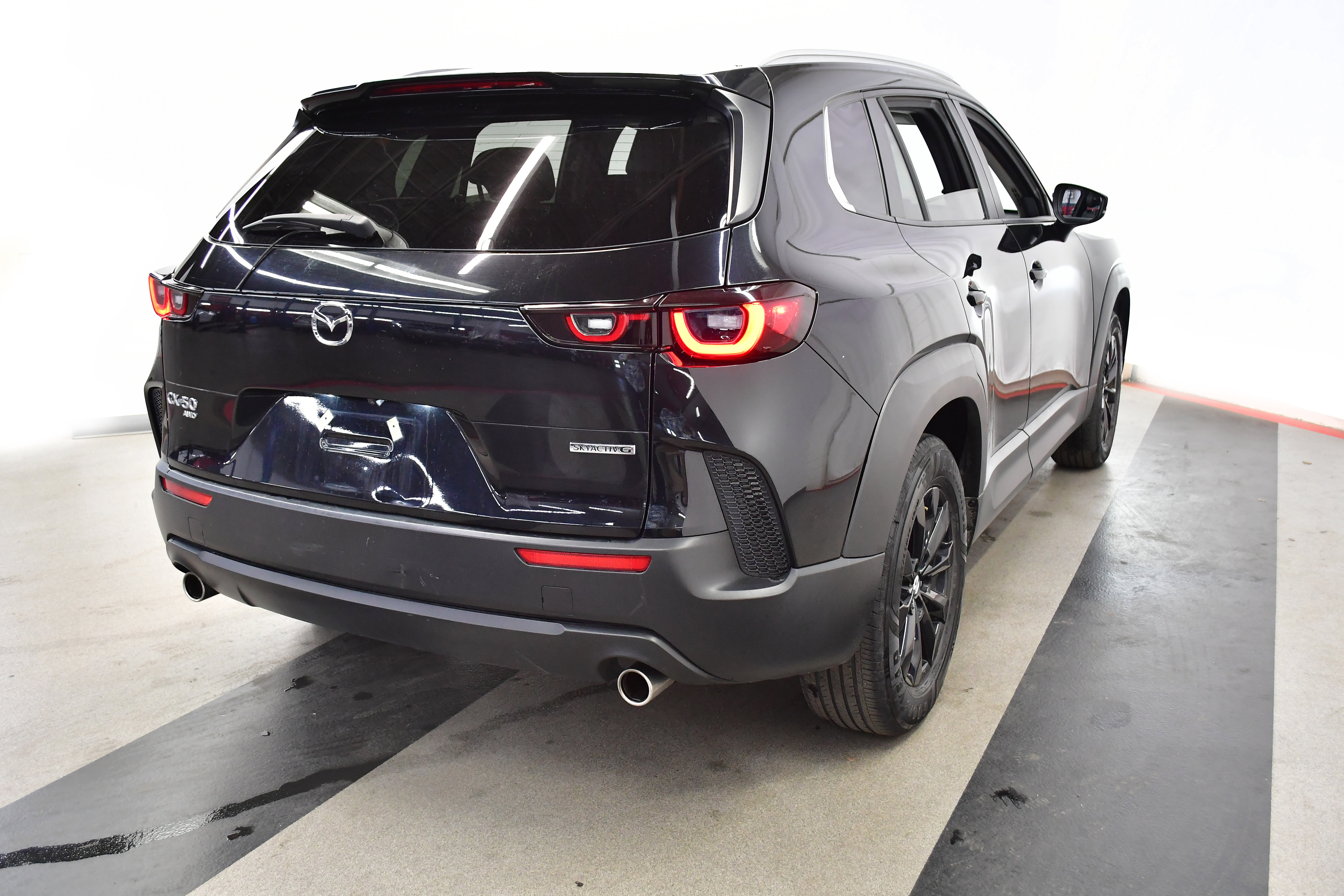 Used 2024 MAZDA CX-50 AWD 2.5 S w/ Preferred Package image 7