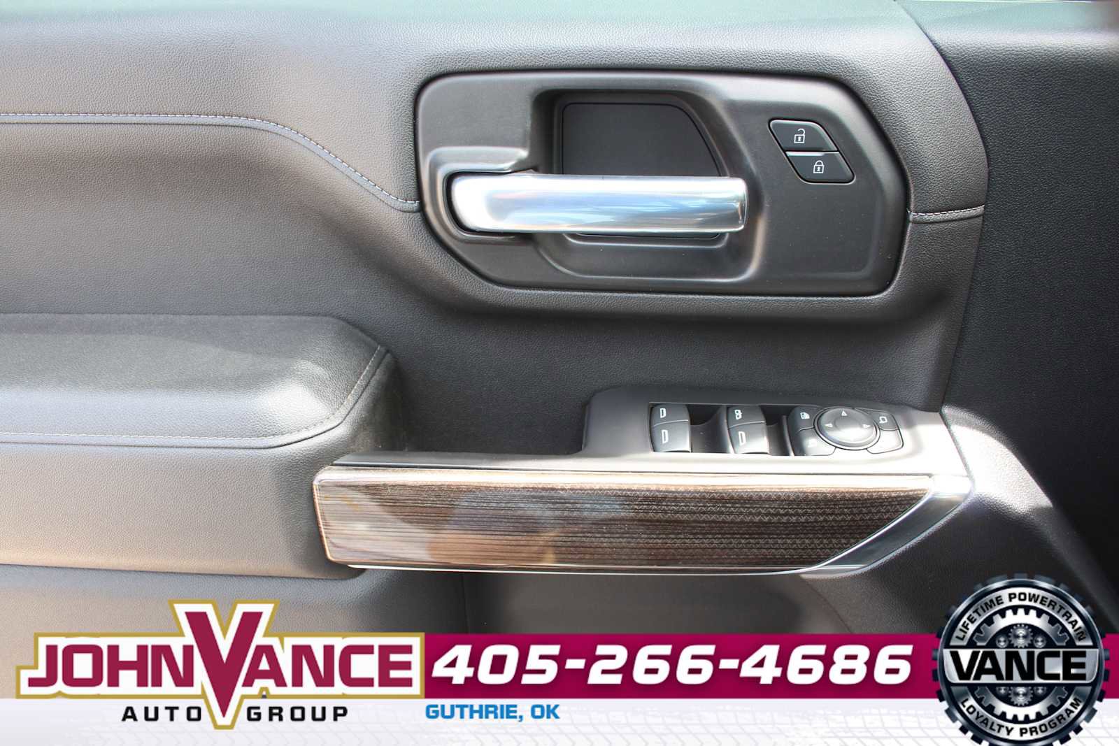 Used 2021 Chevrolet Silverado 2500 LT w/ Texas Edition AWD/4WD image 31