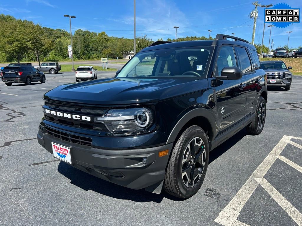 Used 2023 Ford Bronco Sport Outer Banks w/ Tech Package AWD/4WD image 4