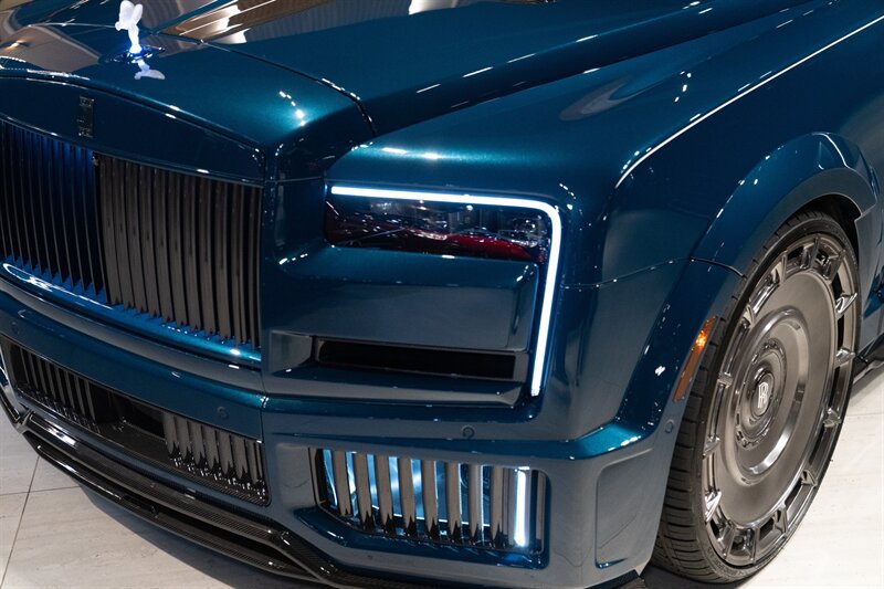 Used 2026 Rolls-Royce Cullinan AWD/4WD image 9