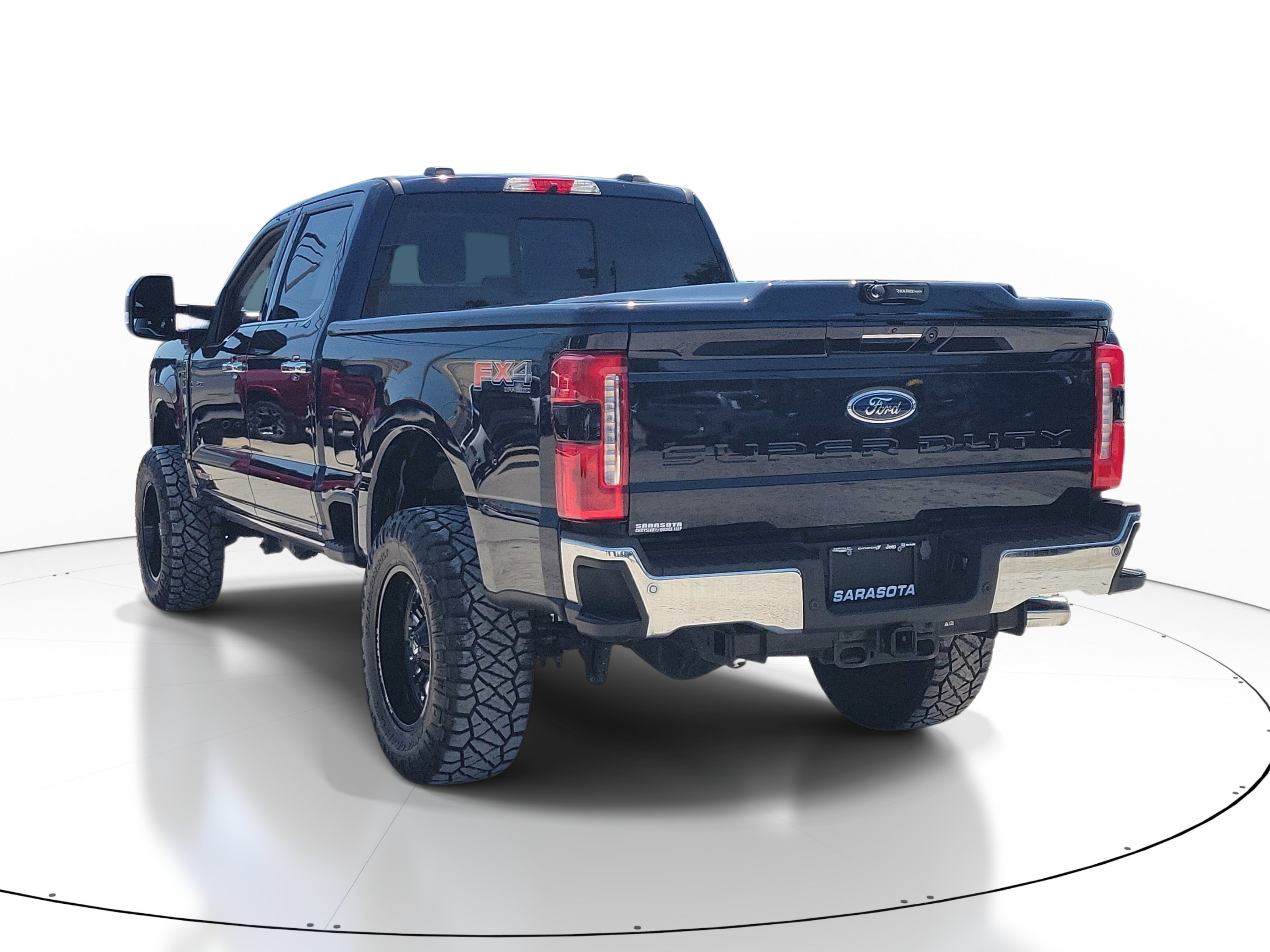 Used 2023 Ford F250 Lariat w/ Lariat Ultimate Package AWD/4WD image 4