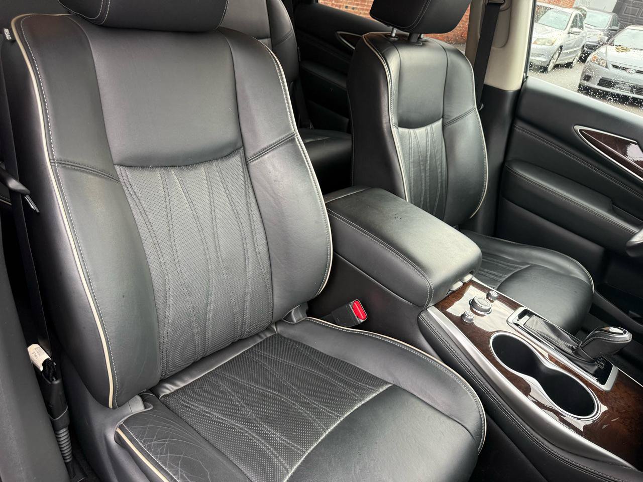 Used 2018 INFINITI QX60 Luxe w/ Deluxe Technology Package AWD/4WD image 9