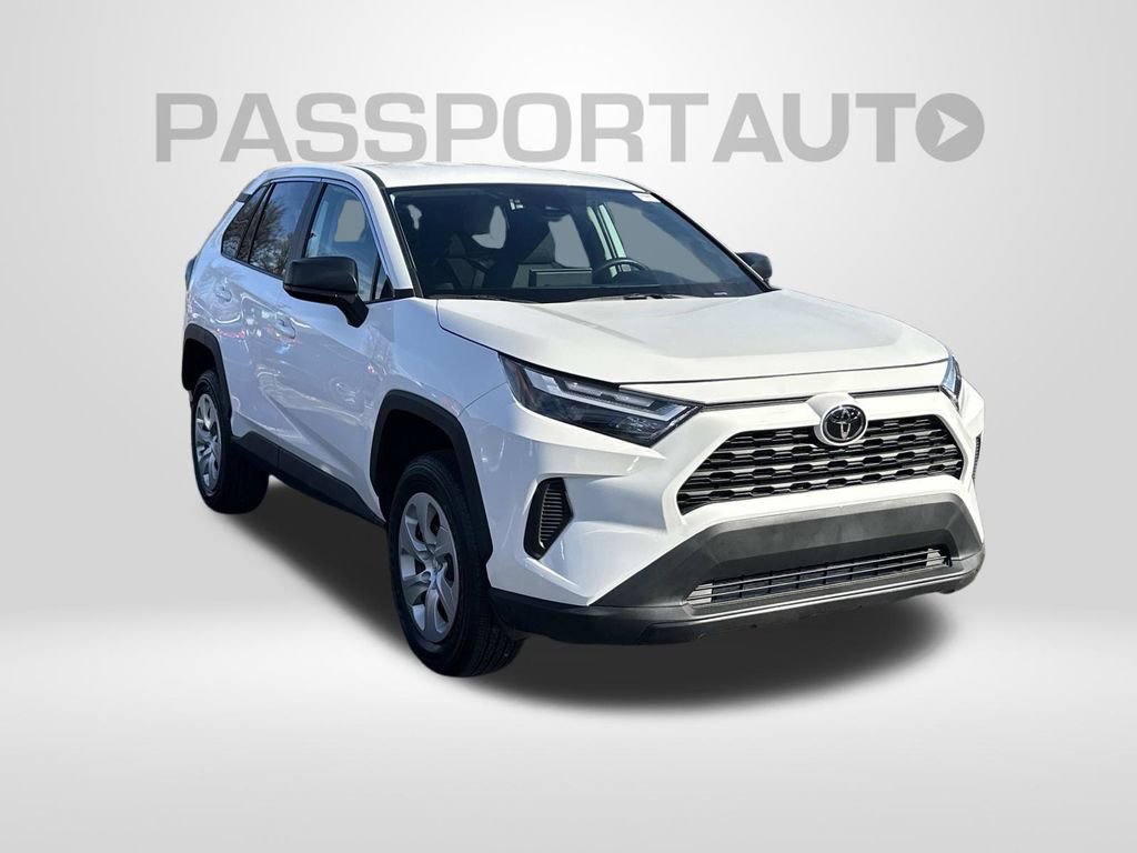 Used 2025 Toyota RAV4 LE image 6
