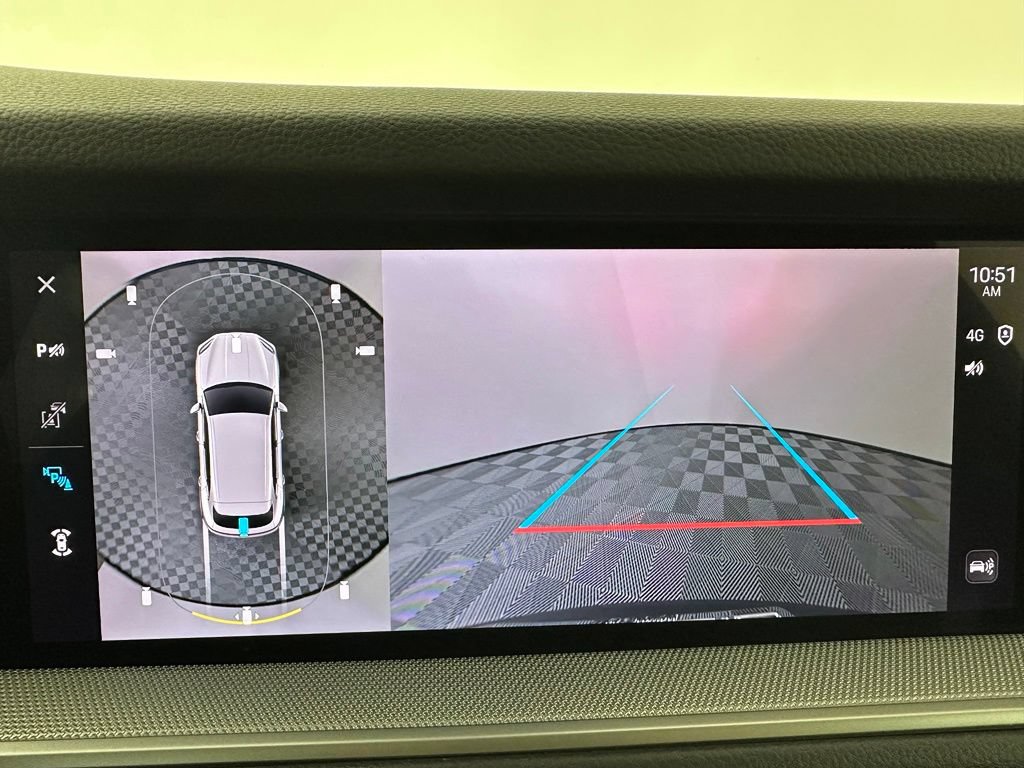 Certified 2025 Porsche Cayenne AWD/4WD image 39