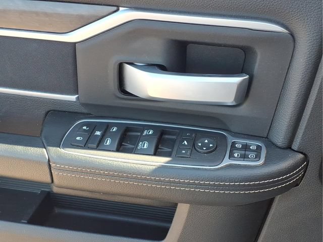 Used 2024 RAM 3500 Big Horn AWD/4WD image 18