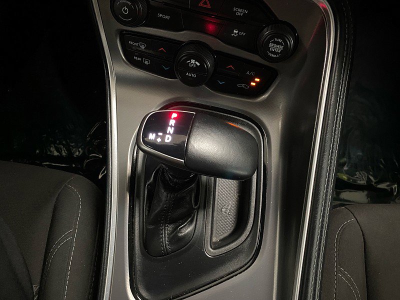 Used 2021 Dodge Challenger SXT image 20