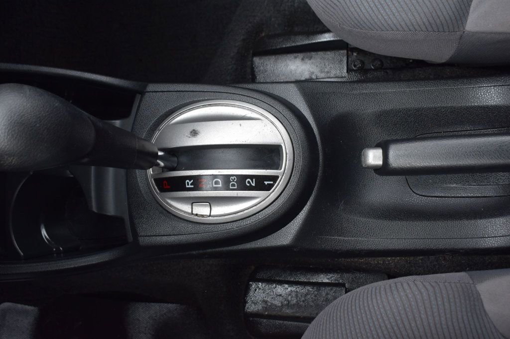 Used 2010 Honda Fit image 30