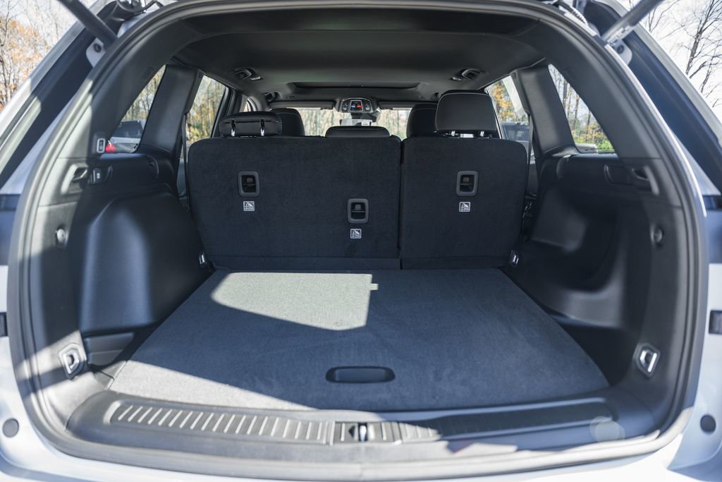 New 2025 Jeep Grand Cherokee Laredo X w/ Luxury Tech Group I image 10