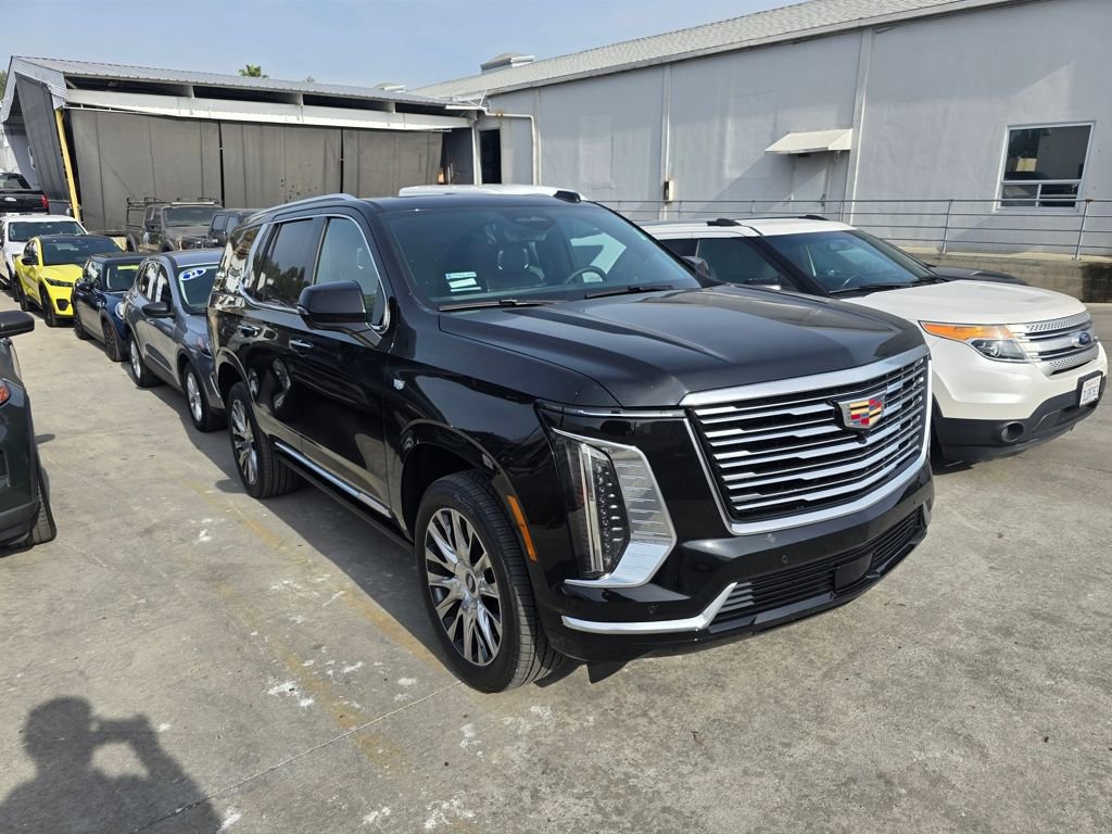 Used 2026 Cadillac Escalade Platinum Luxury image 5