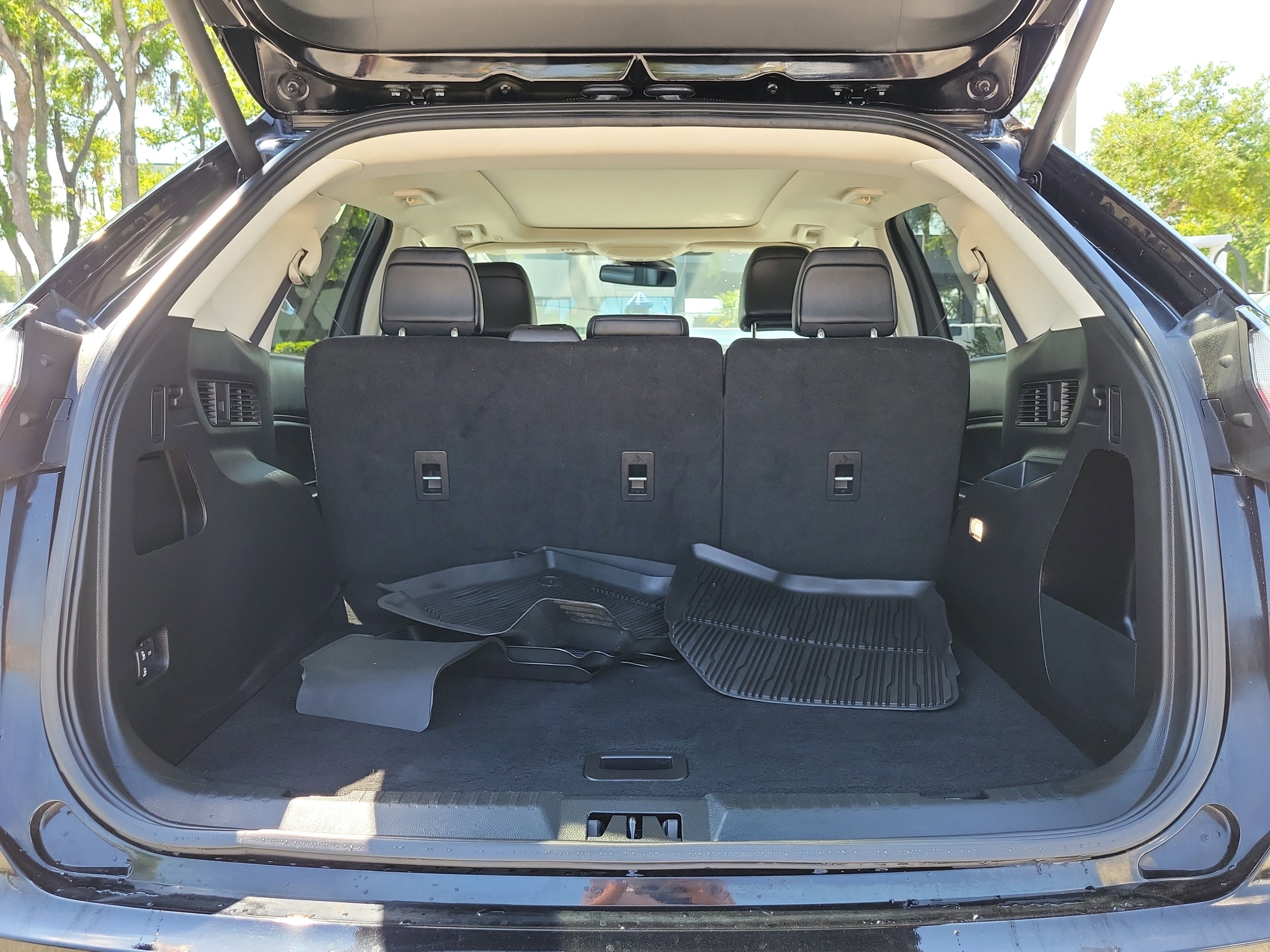 Certified 2024 Ford Edge SEL w/ Convenience Package AWD/4WD image 10