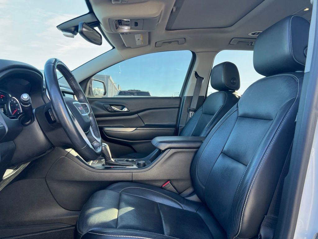 Used 2019 GMC Acadia SLT w/ Black Edition image 12