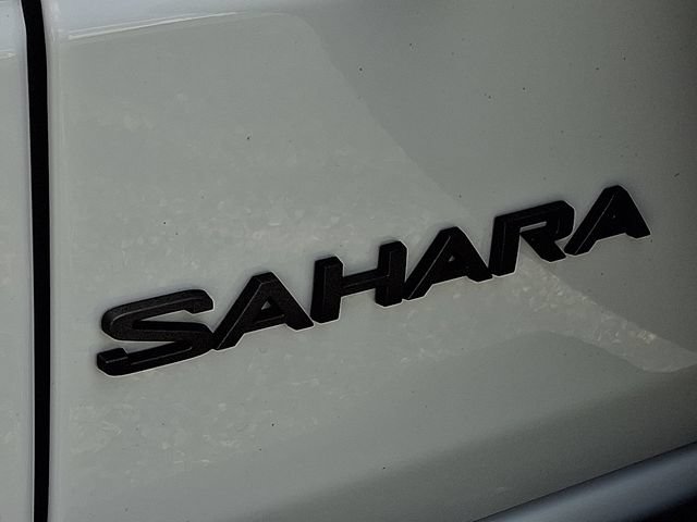 Used 2025 Jeep Wrangler Unlimited Sahara w/ Safety Group AWD/4WD image 27