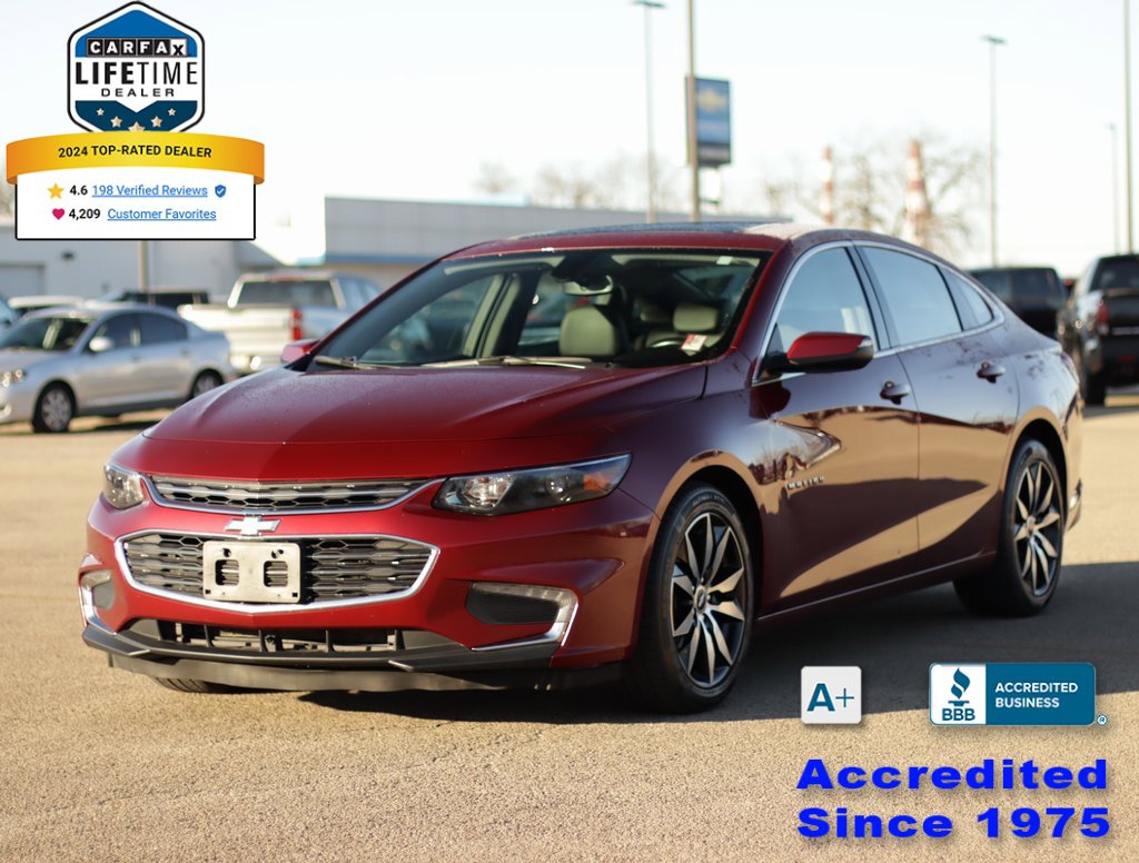 Used 2017 Chevrolet Malibu LT w/ Leather Package image 3