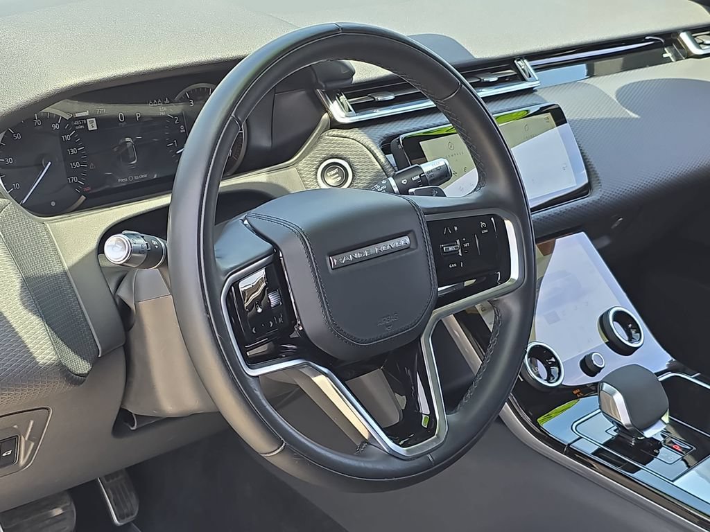 Certified 2022 Land Rover Range Rover Velar R-Dynamic S AWD/4WD image 16