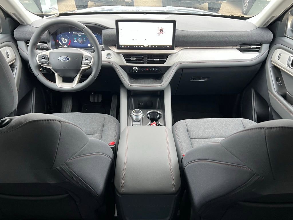New 2026 Ford Explorer Active image 24