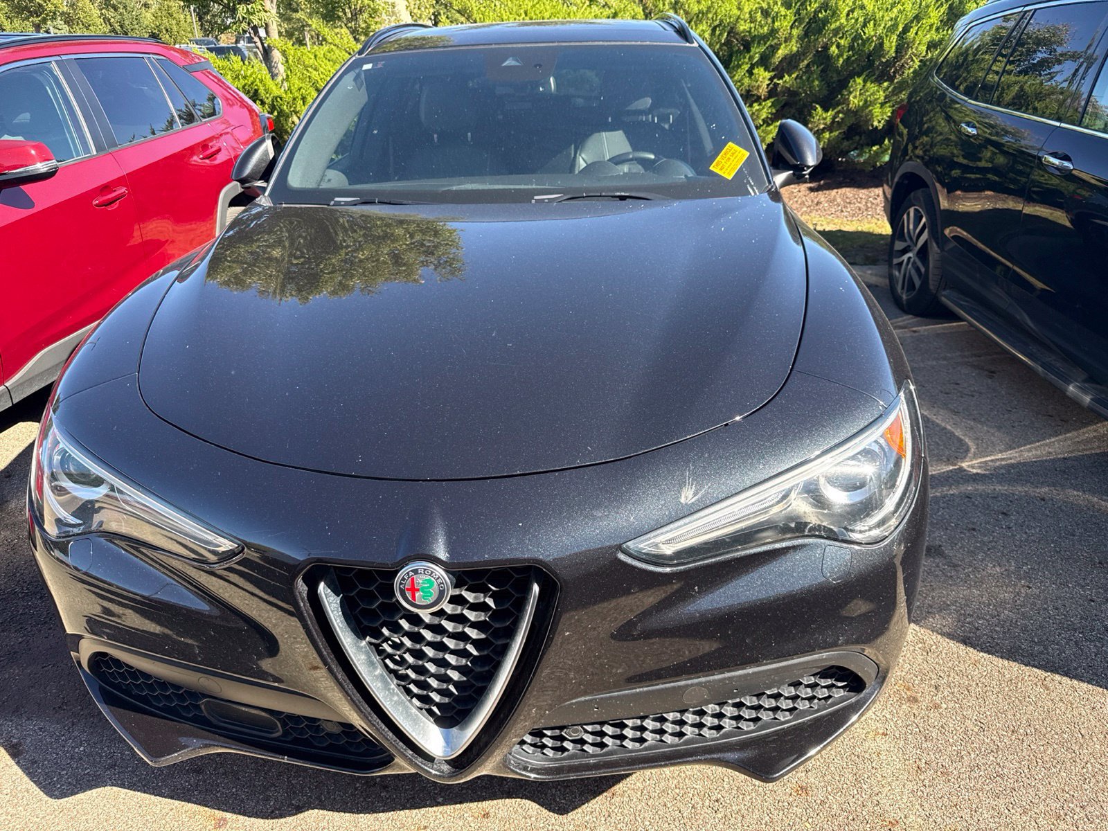 Used 2023 Alfa Romeo Stelvio Ti AWD/4WD image 2