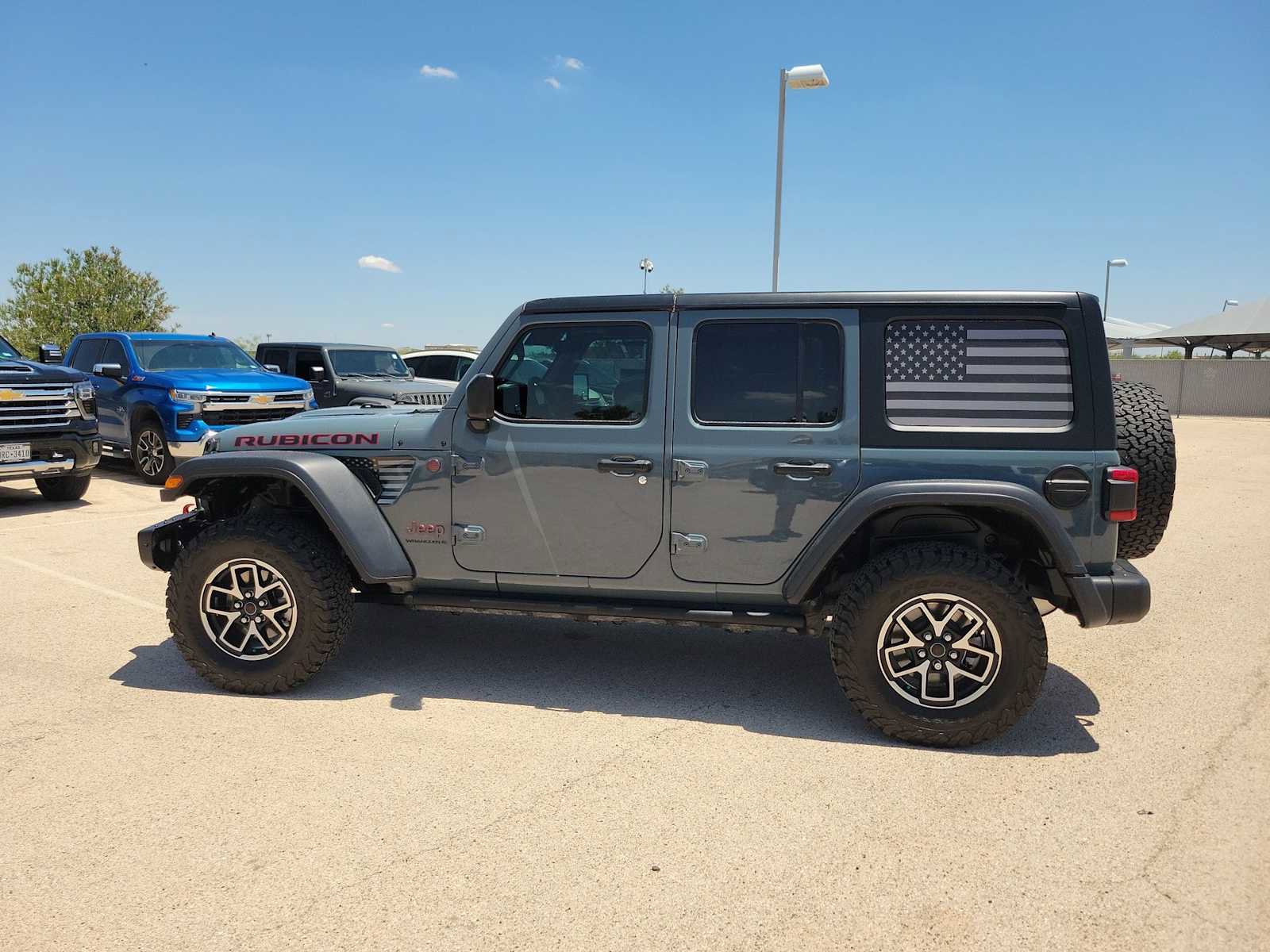 Used 2024 Jeep Wrangler Unlimited Rubicon w/ Capability Package AWD/4WD image 5
