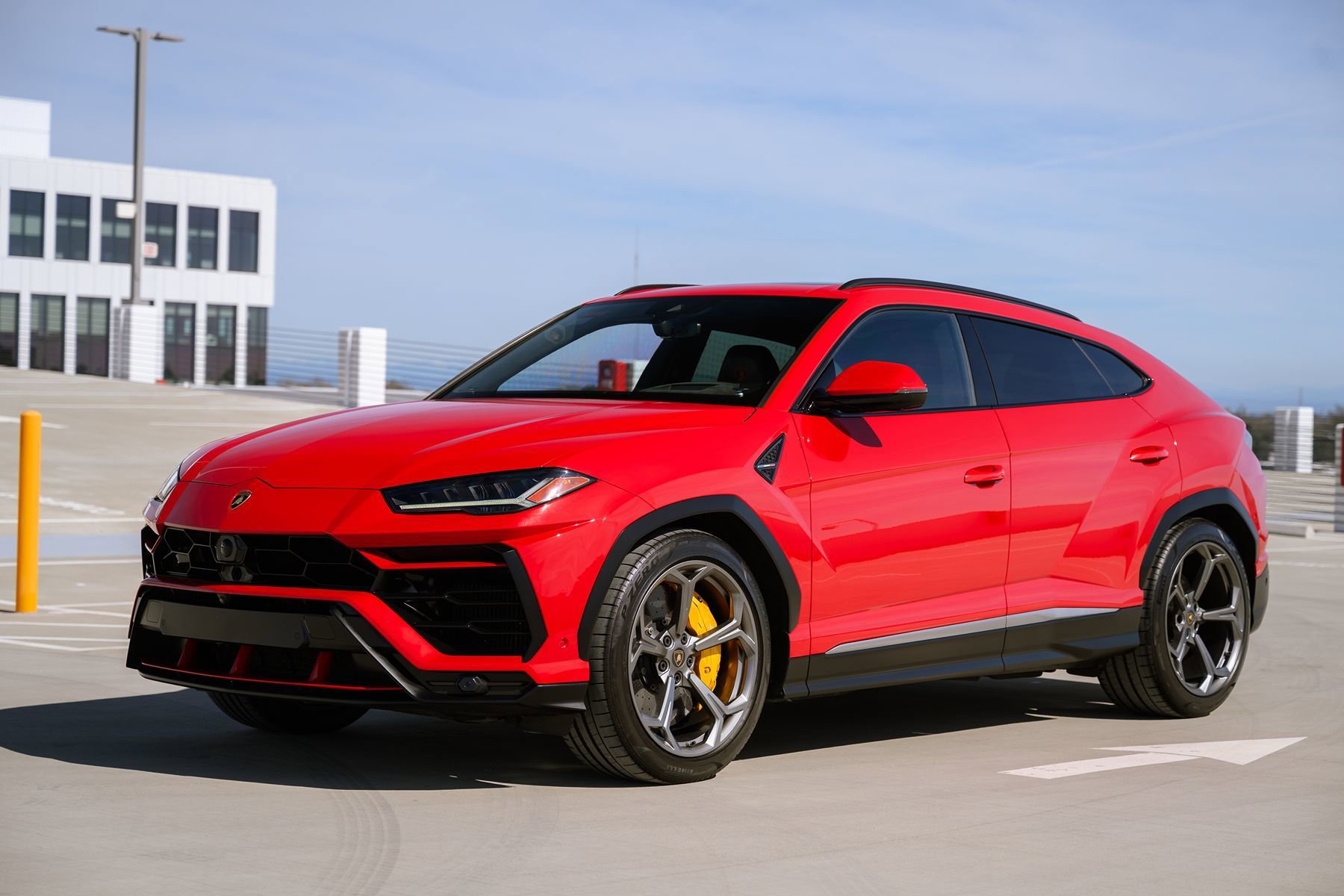 Used 2019 Lamborghini Urus image 1
