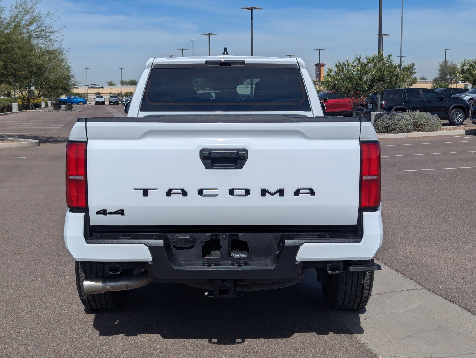 Used 2025 Toyota Tacoma TRD Sport image 4