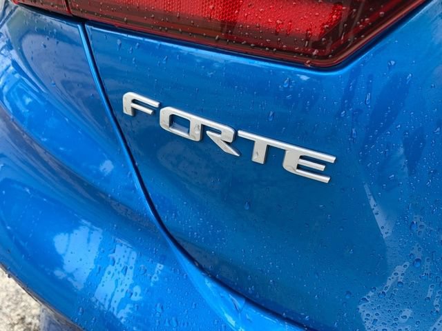 Used 2022 Kia Forte GT-Line w/ GT-Line Technology Package FWD image 16