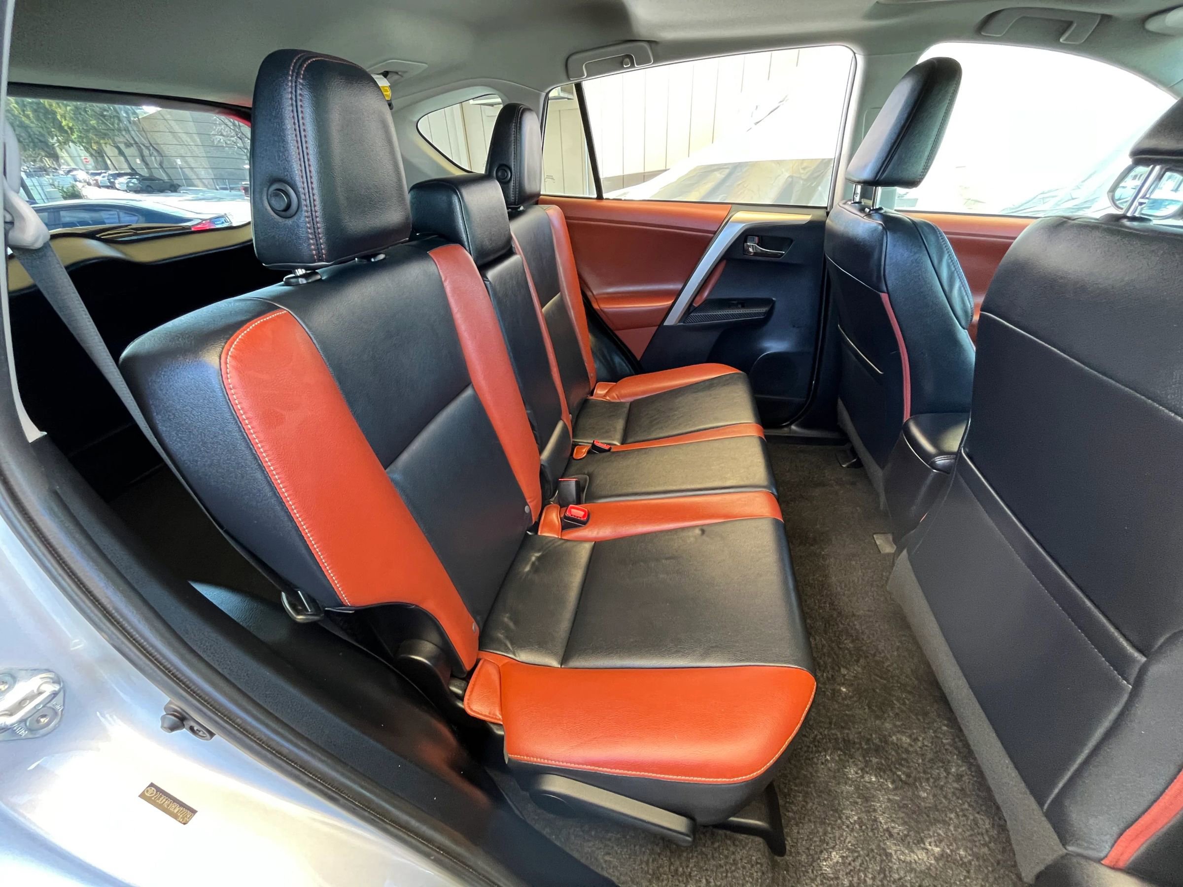 Used 2013 Toyota RAV4 Limited image 16