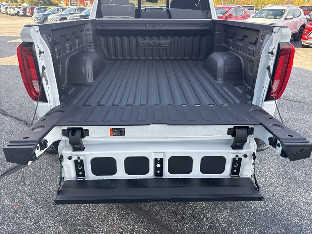New 2026 GMC Sierra 1500 SLT w/ SLT Premium Plus Package image 13