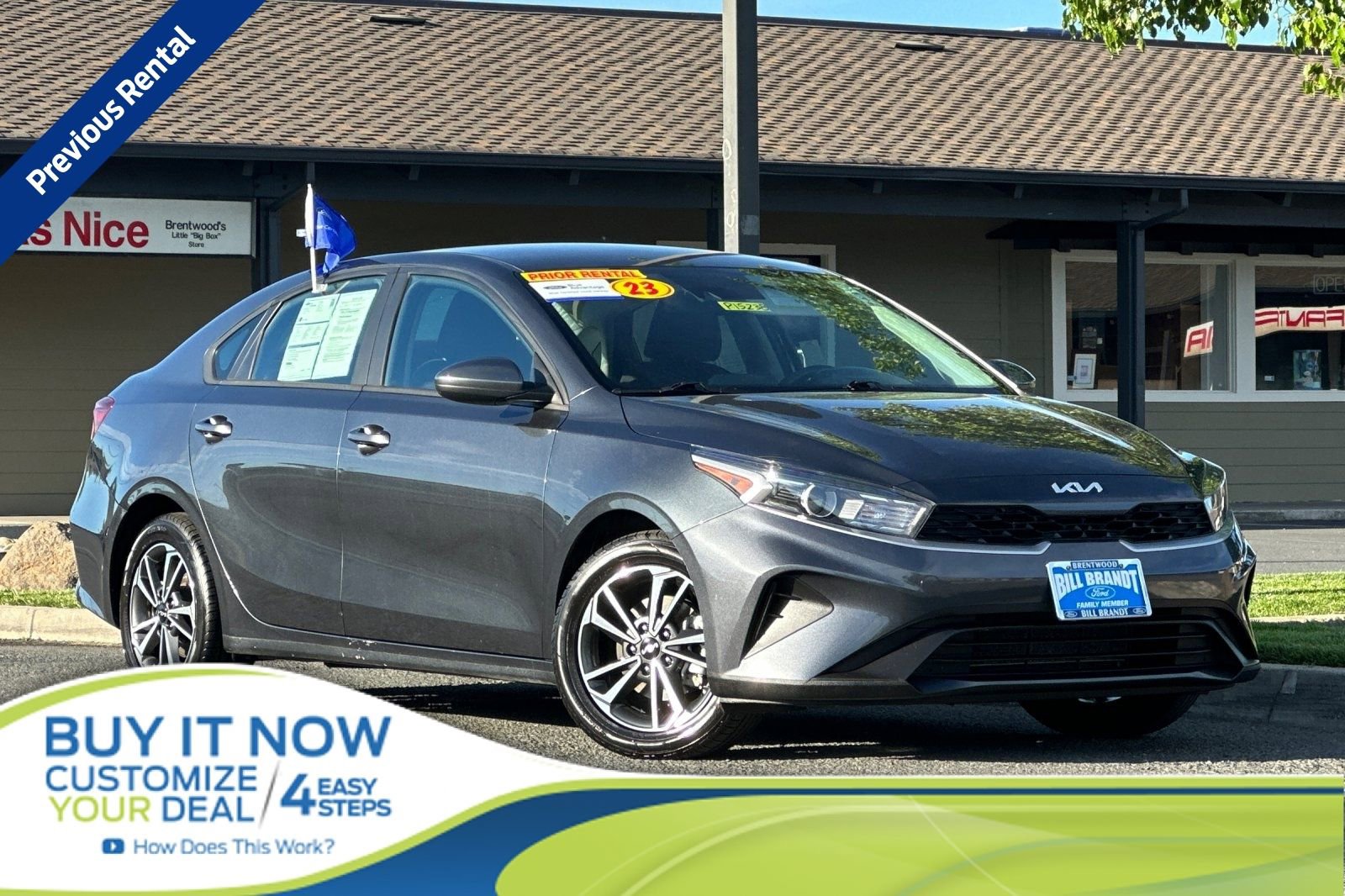 Used 2023 Kia Forte LXS image 1