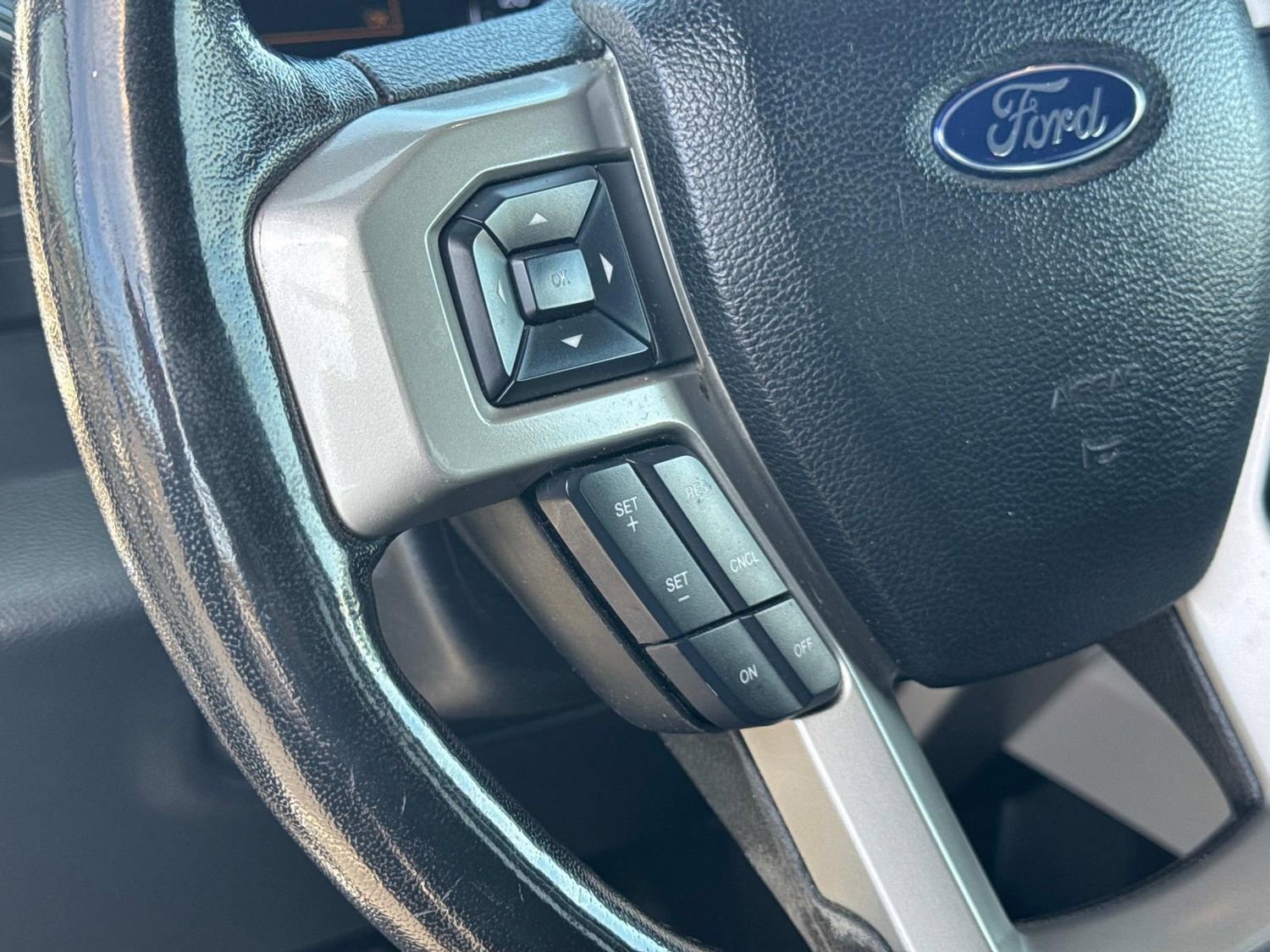 Used 2017 Ford F350 Lariat w/ Lariat Ultimate Package image 26