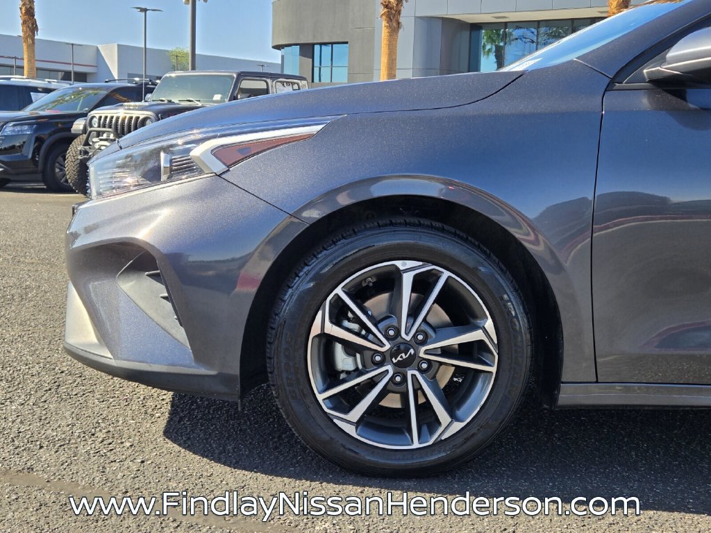 Used 2023 Kia Forte LXS FWD image 9