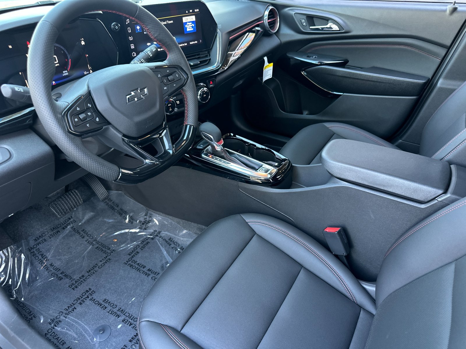 New 2026 Chevrolet Trax RS w/ Sunroof Package FWD image 10