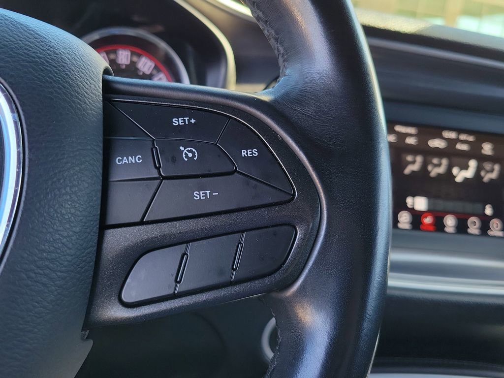 Used 2020 Dodge Challenger SXT image 14