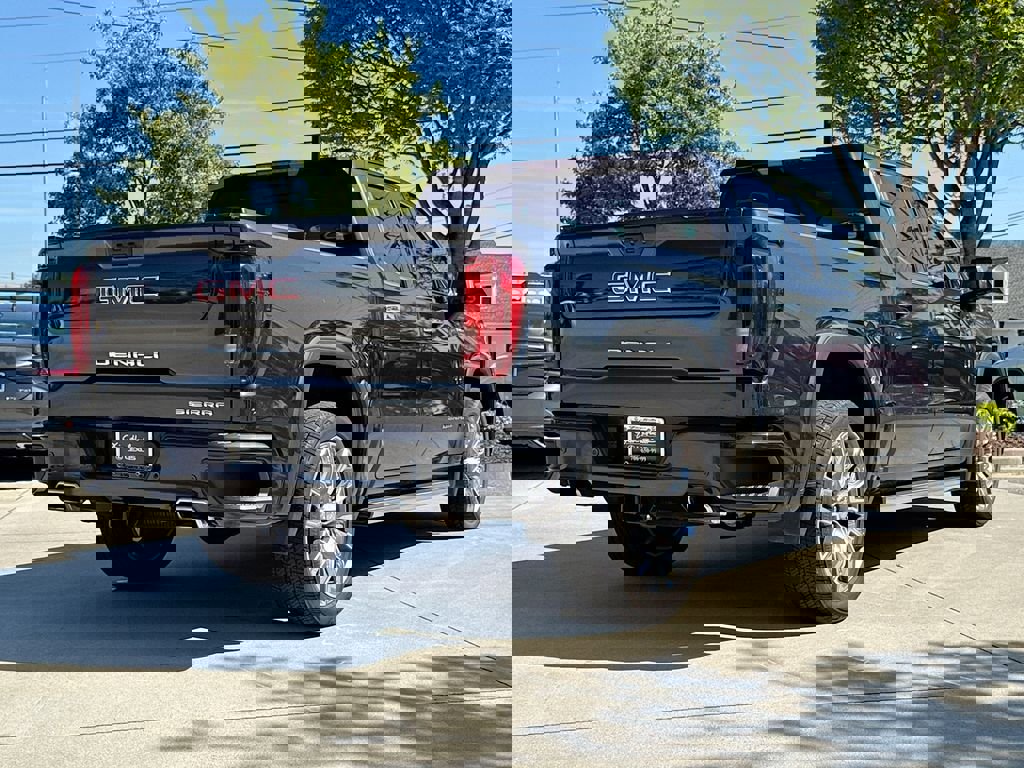 Used 2023 GMC Sierra 1500 Denali w/ Denali Reserve Package image 8