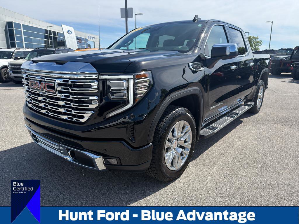 Used 2025 GMC Sierra 1500 Denali AWD/4WD image 1