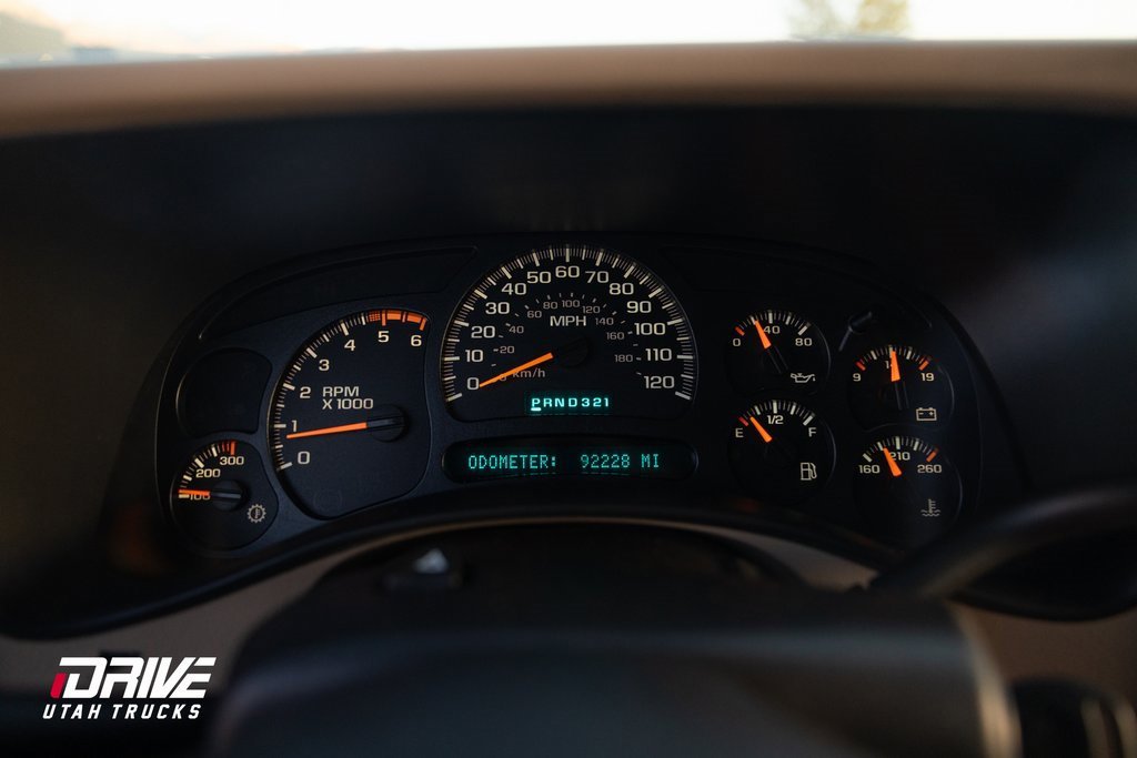 Used 2003 Chevrolet Silverado 2500 LT image 27