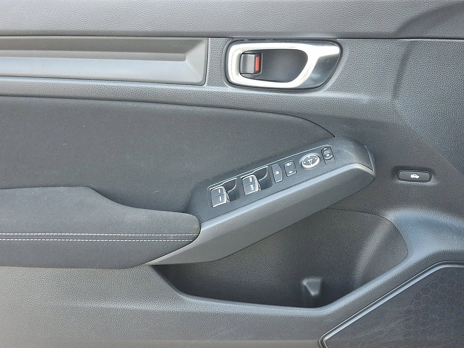 Used 2022 Honda Civic Sport image 12