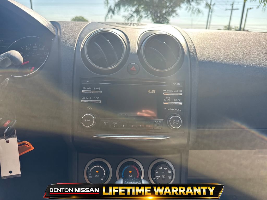 Used 2014 Nissan Rogue S w/ Convenience Package image 17