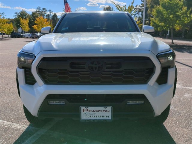 New 2025 Toyota Tacoma TRD Off-Road image 9