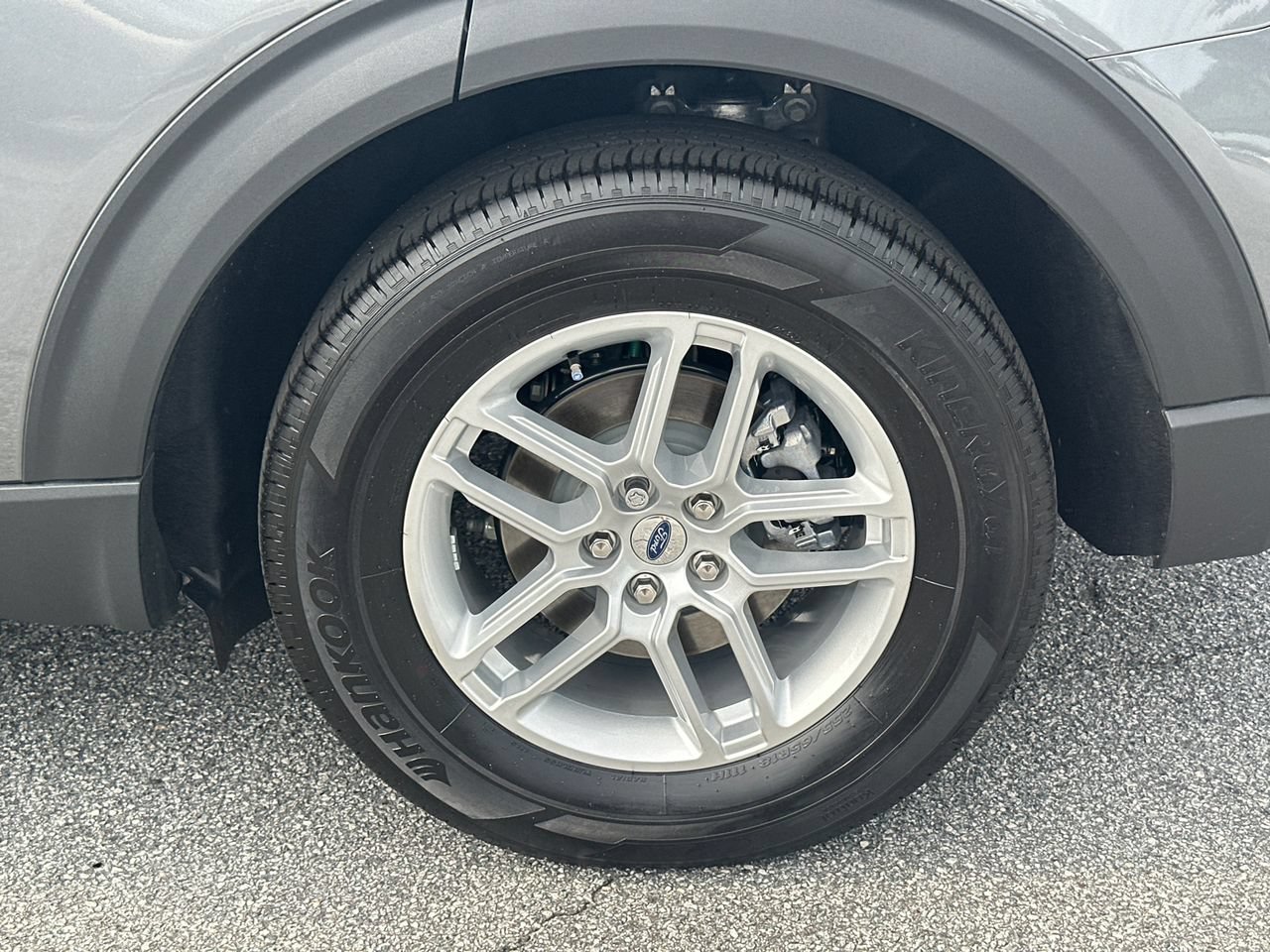 New 2026 Ford Explorer Active w/ Active Comfort Package RWD image 20