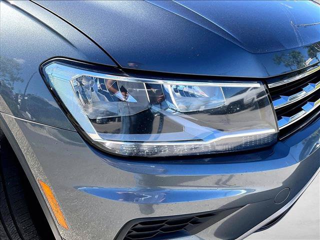Used 2020 Volkswagen Tiguan SE FWD image 27