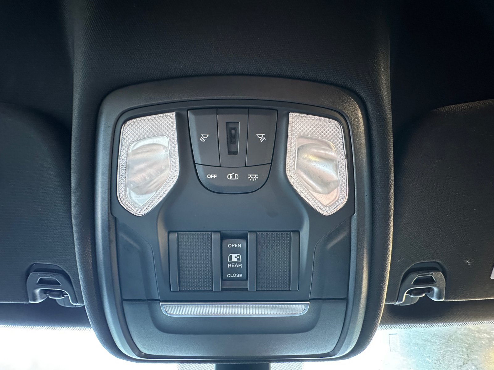 Used 2020 RAM 1500 Big Horn AWD/4WD image 26