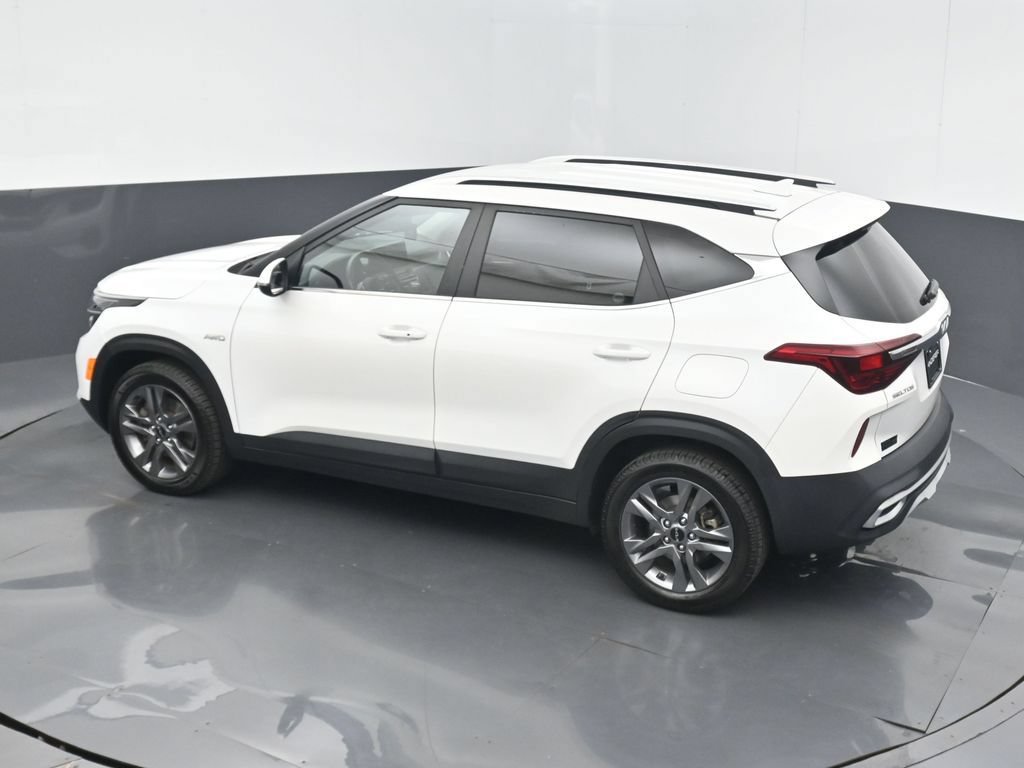 Used 2022 Kia Seltos S AWD/4WD image 15